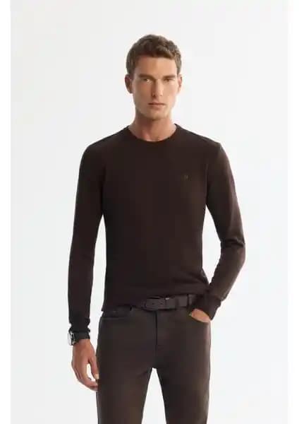AVVA Erkek Kahverengi Bisiklet Yaka Tüylenmeyen Triko Kazak İnce ve Şık Tasarım
