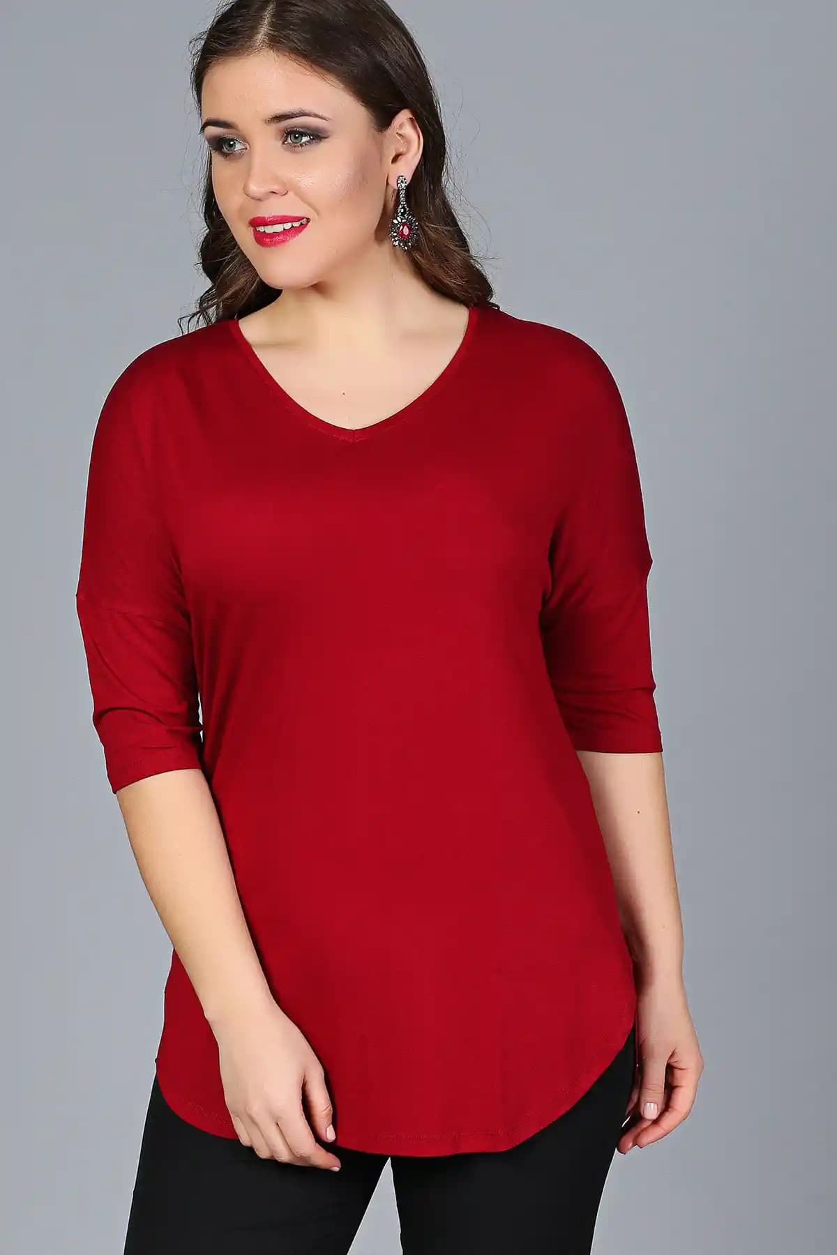 Curvy Trend Büyük Beden Yan Yırtmaç Yarım Kol Bluz İnceleme ve Stil Özellikleri