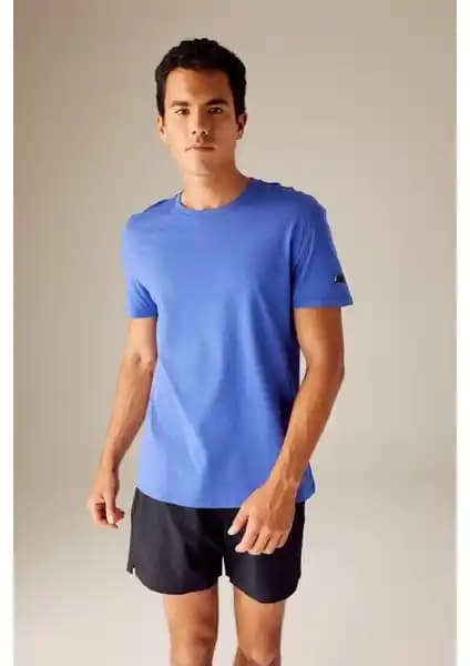 DeFacto Erkek Fit Standart Bisiklet Yaka Baskılı Pamuk Tişörtü Günlük ve Spor Kullanımına Uygun