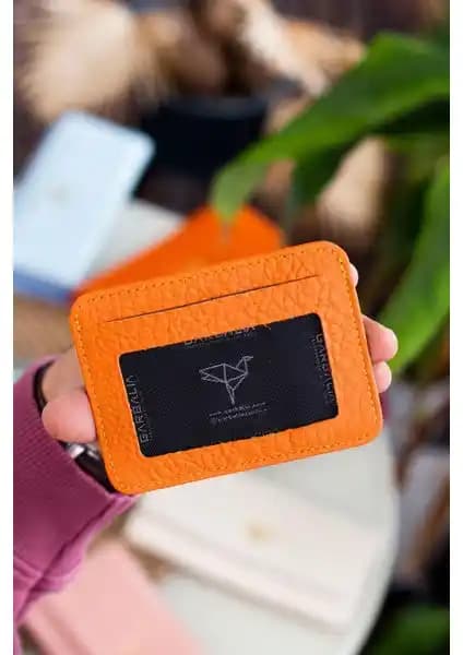 Garbalia Shelby Hakiki Deriden Üretilmiş Şık ve Dayanıklı Kartlık Cüzdan