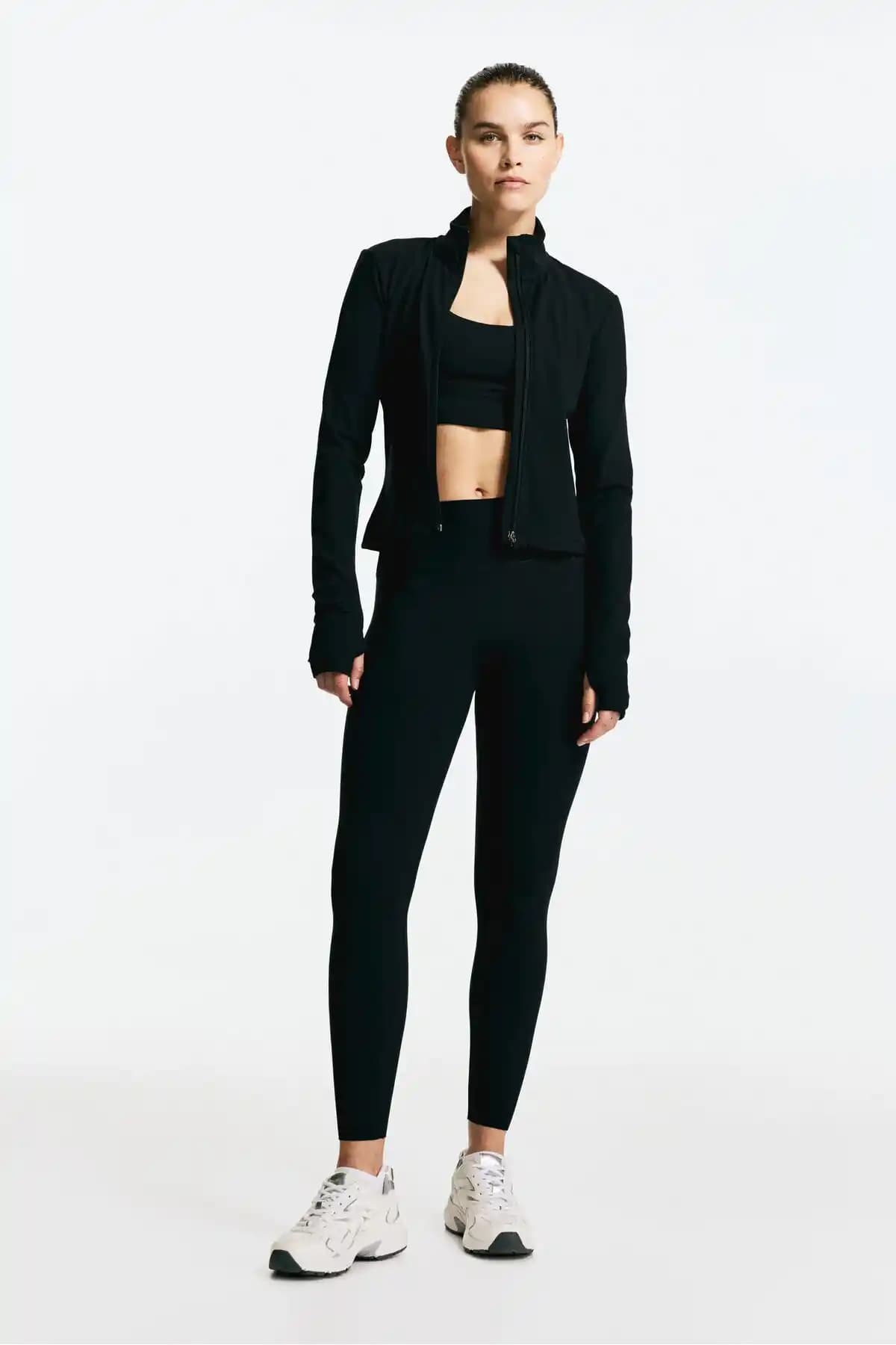 H&M SoftMove Spor Taytı Yüksek Bel Slim Fit Tasarımı ve Konfor Özellikleri