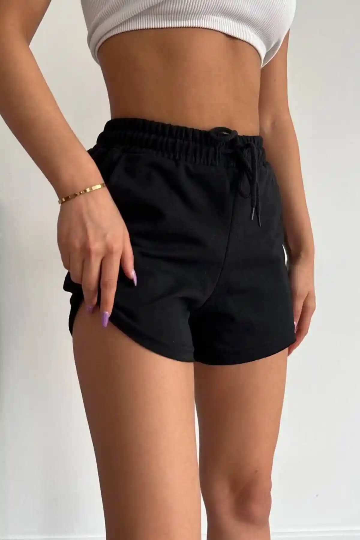 Karteks Bağcıklı Kısa Kadın Şort İncelemesi ve Kullanım İpuçları