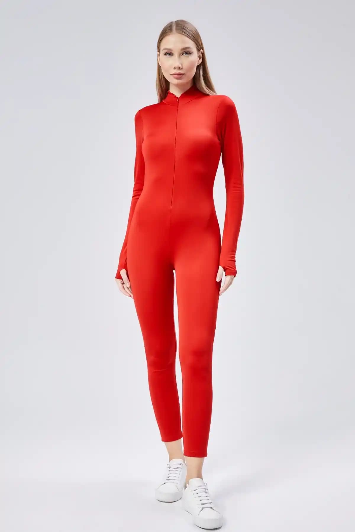 Maison La Femme Kırmızı Vücuda Oturan Polarlı Tayt Tulum Şıklık ve Konfor Sunan Çok Yönlü Tasarım