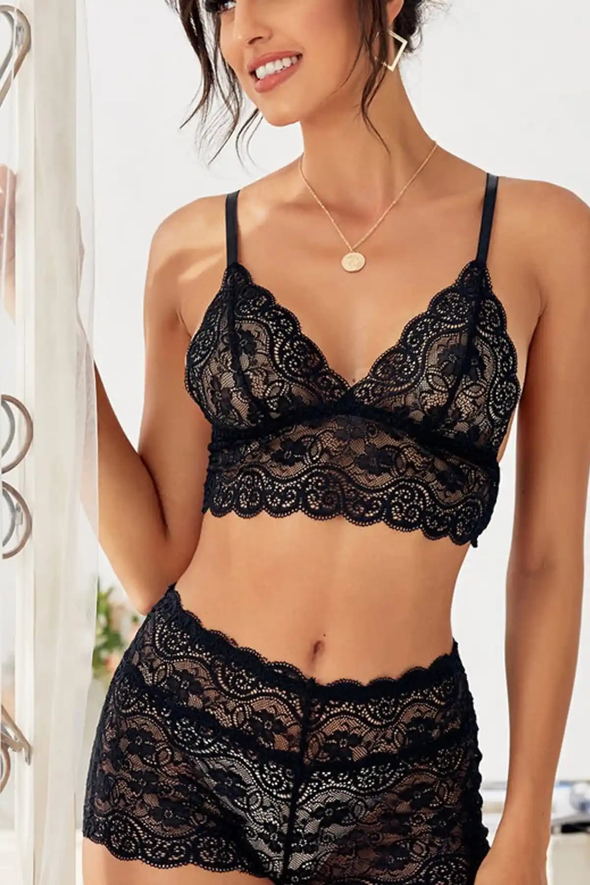 Rose Alexandra Siyah Kadın Şortlu Sütyen ve Külot Takımı Detaylı İnceleme