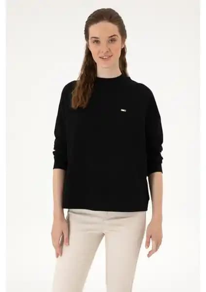 U.S. Polo Assn. Kadın Siyah Sweatshirt: Günlük Şıklık ve Konforun Buluşması