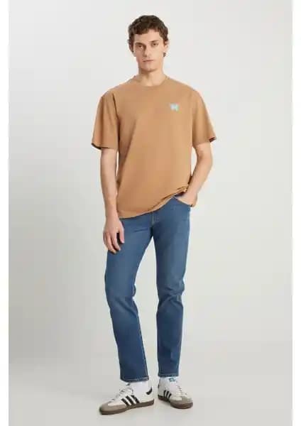 Wrangler Arizona Serisi Erkek Esnek Düz Paça Jean Pantolon Özellikleri ve Kullanım Avantajları