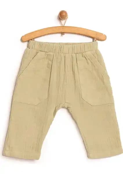 Bebek Giyiminde En İyi Pantolon Seçenekleri: Müslin ve Cepli Modellerin Karşılaştırması