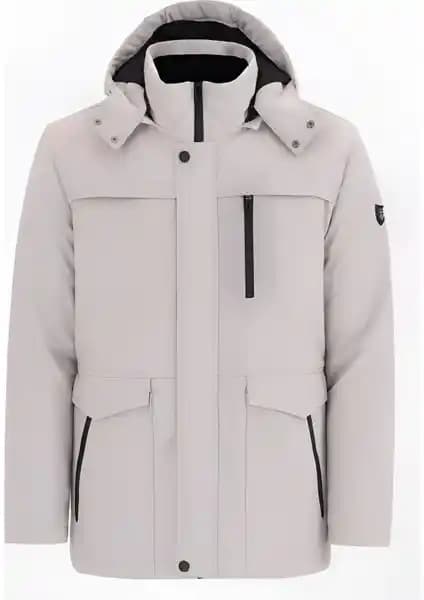 Erkekler İçin Kışlık Mont Seçenekleri: Sivaist ve Mers Store Modellerinin Karşılaştırması