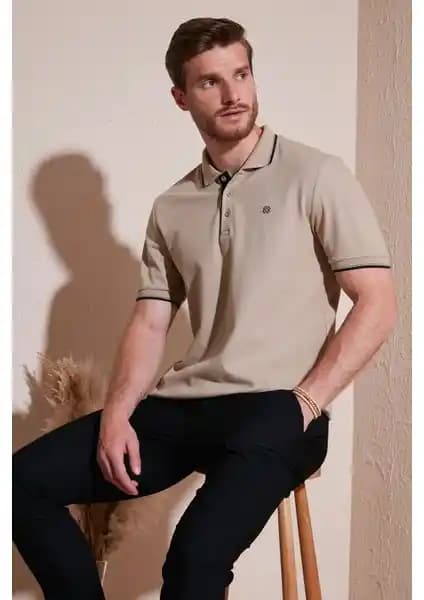 Erkekler İçin Popüler Slim Fit Polo Yaka ve Basic Tişörtlerin Karşılaştırması