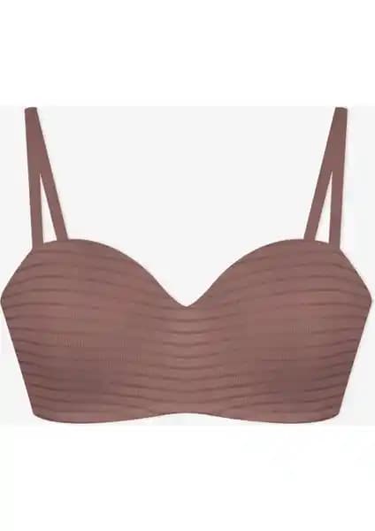 Kadın İç Giyim Ürünleri Karşılaştırması: Şık ve Konforlu Sütyen Seçenekleri