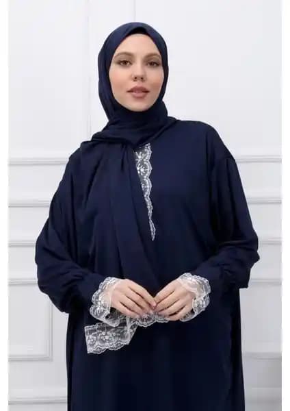 Kadın Namaz Elbisesi Karşılaştırması: Defka ve Zehranaz Ürünlerinin Özellikleri