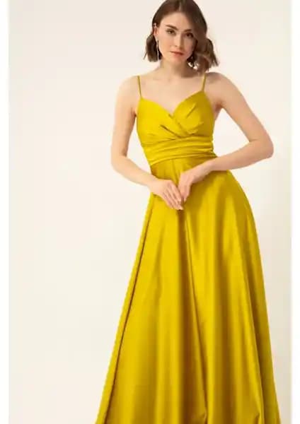 Lafaba Kadın Abiyeleri Karşılaştırması: Renk, Tasarım ve Kullanıcı Yorumları