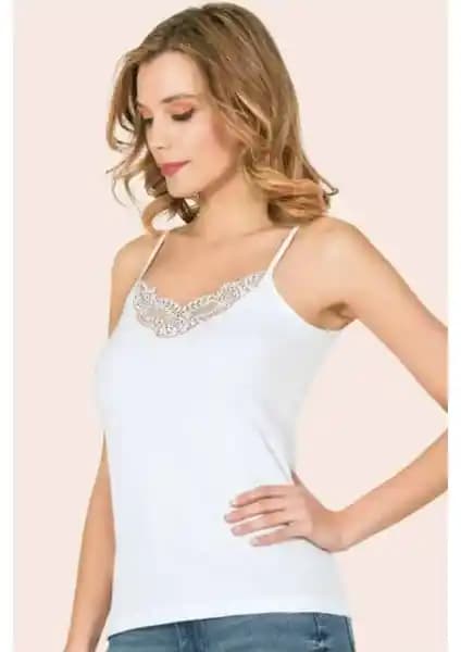 Mostess ve Pierre Cardin Kadın Atletleri Karşılaştırması: Kalite, Konfor ve Fiyat Analizi