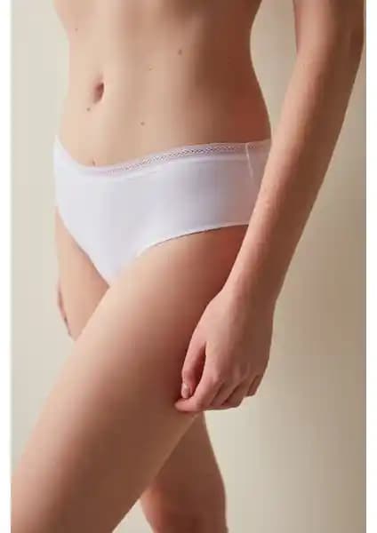 Penti Easy Pamuklu Trim Serisi Karşılaştırması: Hipster ve Slip Modellerinin Özellikleri