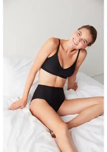 Penti Yüksek Bel Slip Külotları Karşılaştırması: Regl ve Günlük Kullanım İçin En İyi Seçenekler