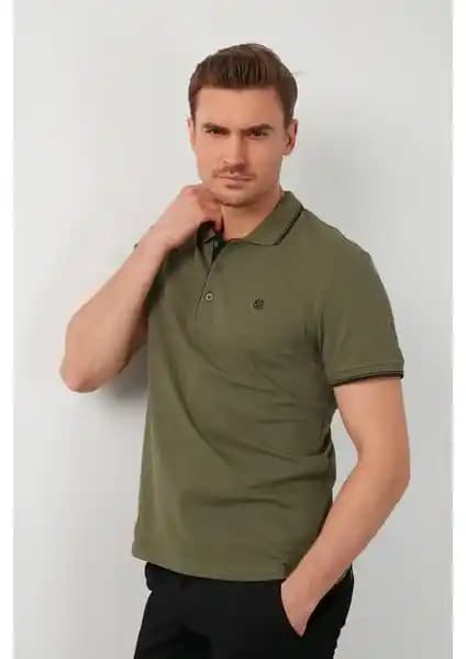 Buratti %100 Pamuk Düğmeli Regular Fit Polo Yaka Erkek T-Shirt Şıklık ve Konforun Buluşması