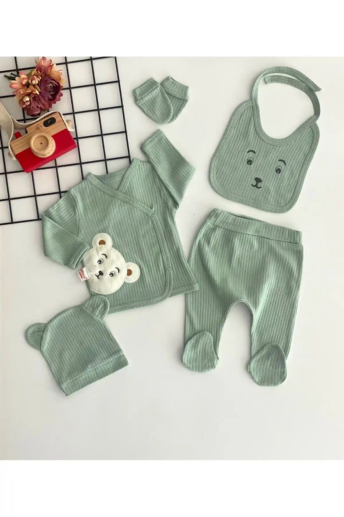 Derinbebe Organik Pamuk Bebek Hastane Çıkış Seti Yumuşak ve Şık Tasarım