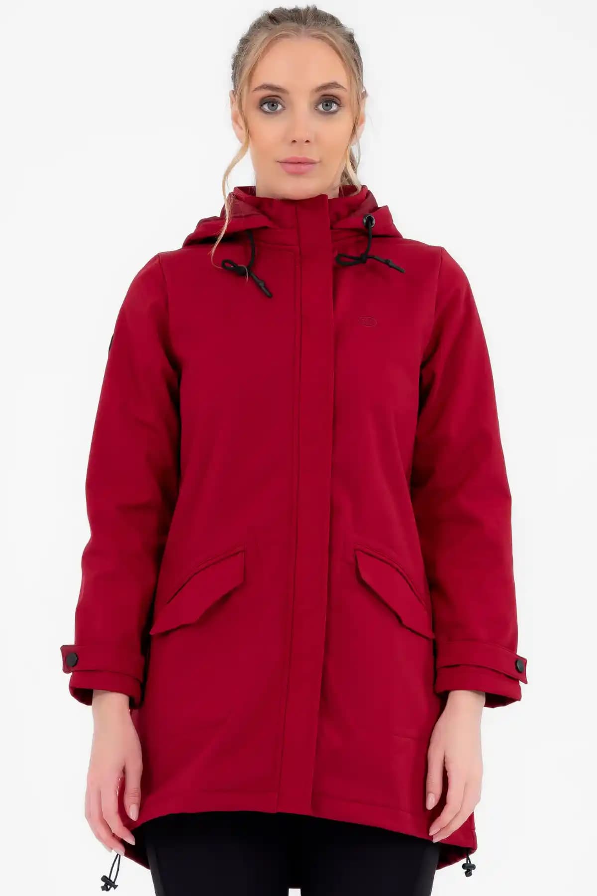 Escetic Bordo Çıkarılabilir Kapüşonlu Softshell Mont Kadınlar İçin Dayanıklı ve Şık Tasarım