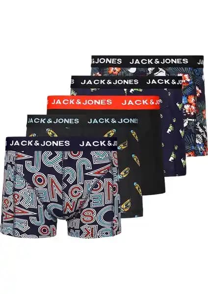 Jack & Jones Desenli 5'li Boxer Paketi Erkekler İçin Konfor ve Şıklık Sunan İç Giyim Seçeneği