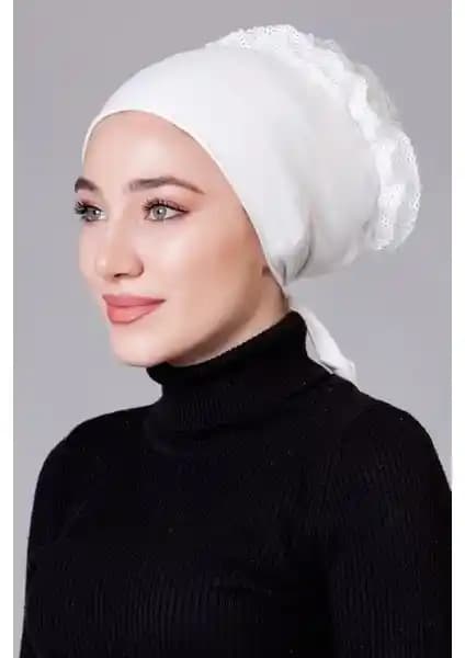 Kadınlar İçin Kaymayan Fırfırlı Bone: Şıklık ve Konforu Bir Arada Sunar