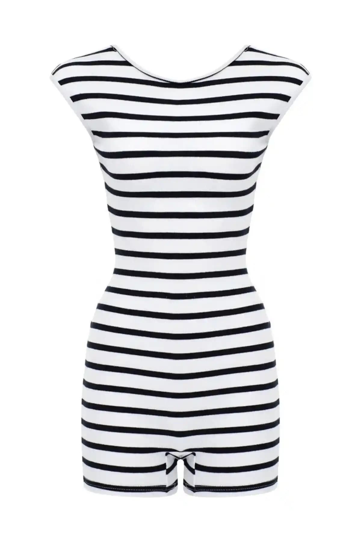 La Sarta Como Sırt Dekolteli Mini Şortlu Siyah Beyaz Çizgili Kaşkorse Tulum: Modern ve Şık Tasarım