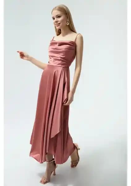 Lafaba Kadın Somon Renkli Volanlı Yırtmaçlı Saten Midi Boy Abiye ve Mezuniyet Elbisesi