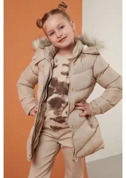 Lela Yakası Suni Kürklü Kapüşonlu Şişme Mont Kız Çocuklar İçin Dayanıklı ve Şık Kış Giyim Seçeneği