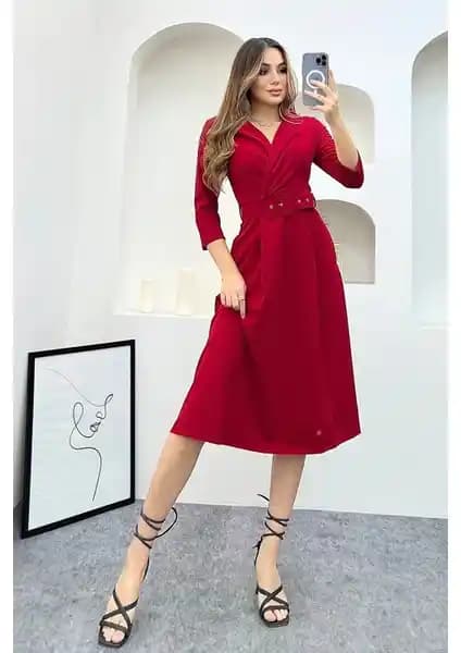 Neşeli Butik Kadın Gömlek Yaka Kemerli Örme Elbise Şık ve Konforlu Tasarım Özellikleri