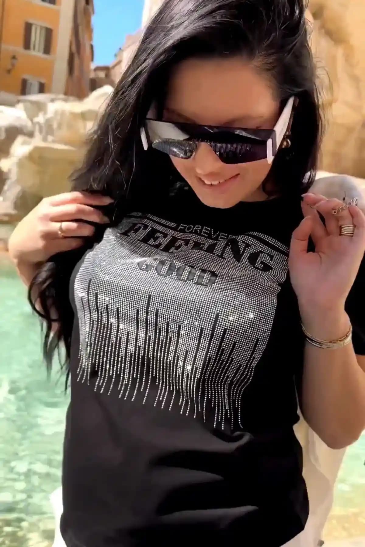 RICH GLAM Kristal Taş Detaylı Büyük Beden Kadın Tişörtü Günlük ve Şık Kullanım İçin