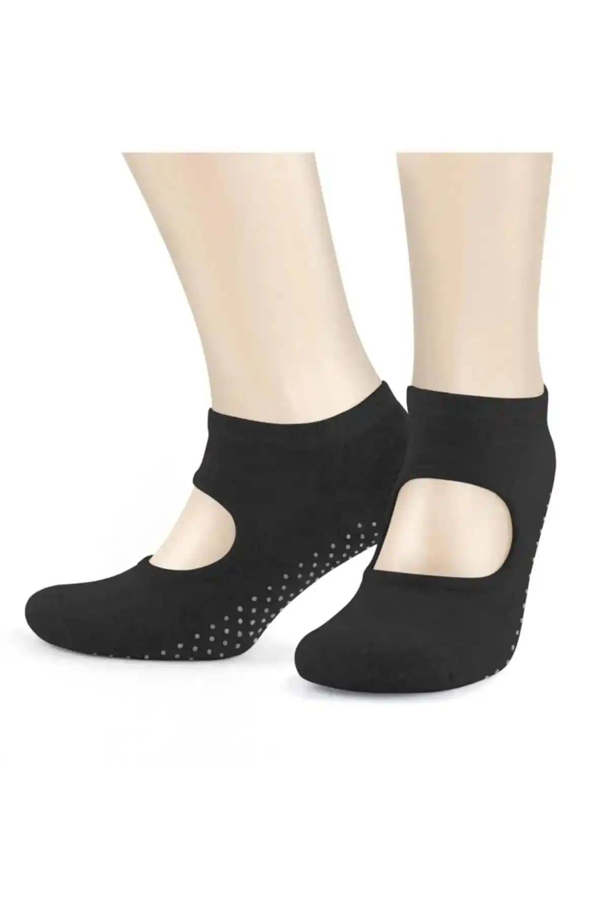 Shefox 3 Çift Kadın Pamuklu Yoga Pilates Çorabı Seti Konfor ve Stil Bir Arada