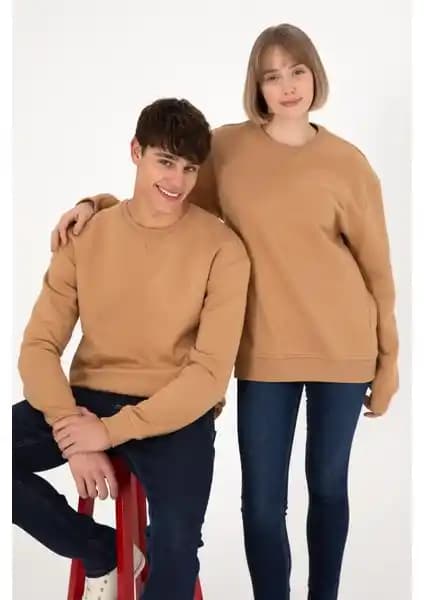 U.S. Polo Assn. Erkek Camel Renkli Şardonlu Bisiklet Yaka Sweatshirt Detayları