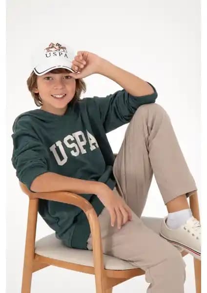 U.S. Polo Assn. Erkek Çocuk Koyu Yeşil Sweatshirt: Şıklık ve Konforun Birleşimi