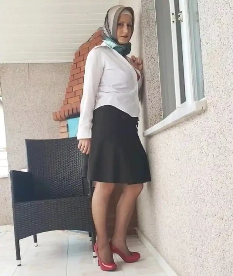 Kadın Modasında Stil ve Uygunluk: İş Kıyafetleri, Vücut Tipi ve Etkinlik Kombinleri