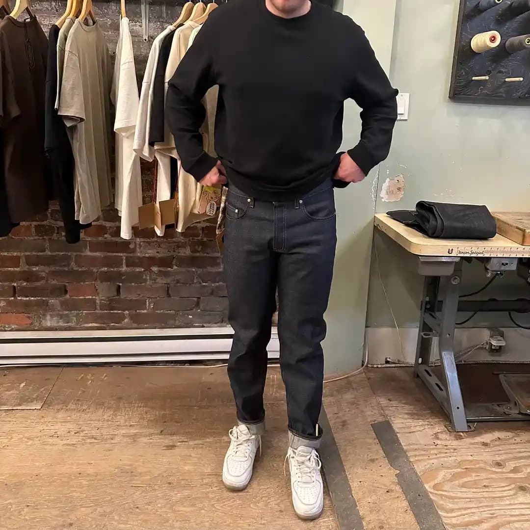 N&F Easy Guy Selvedge Kot Pantolon: Kalın Bacaklar İçin Rahat Kesim ve Beden Seçimi Rehberi