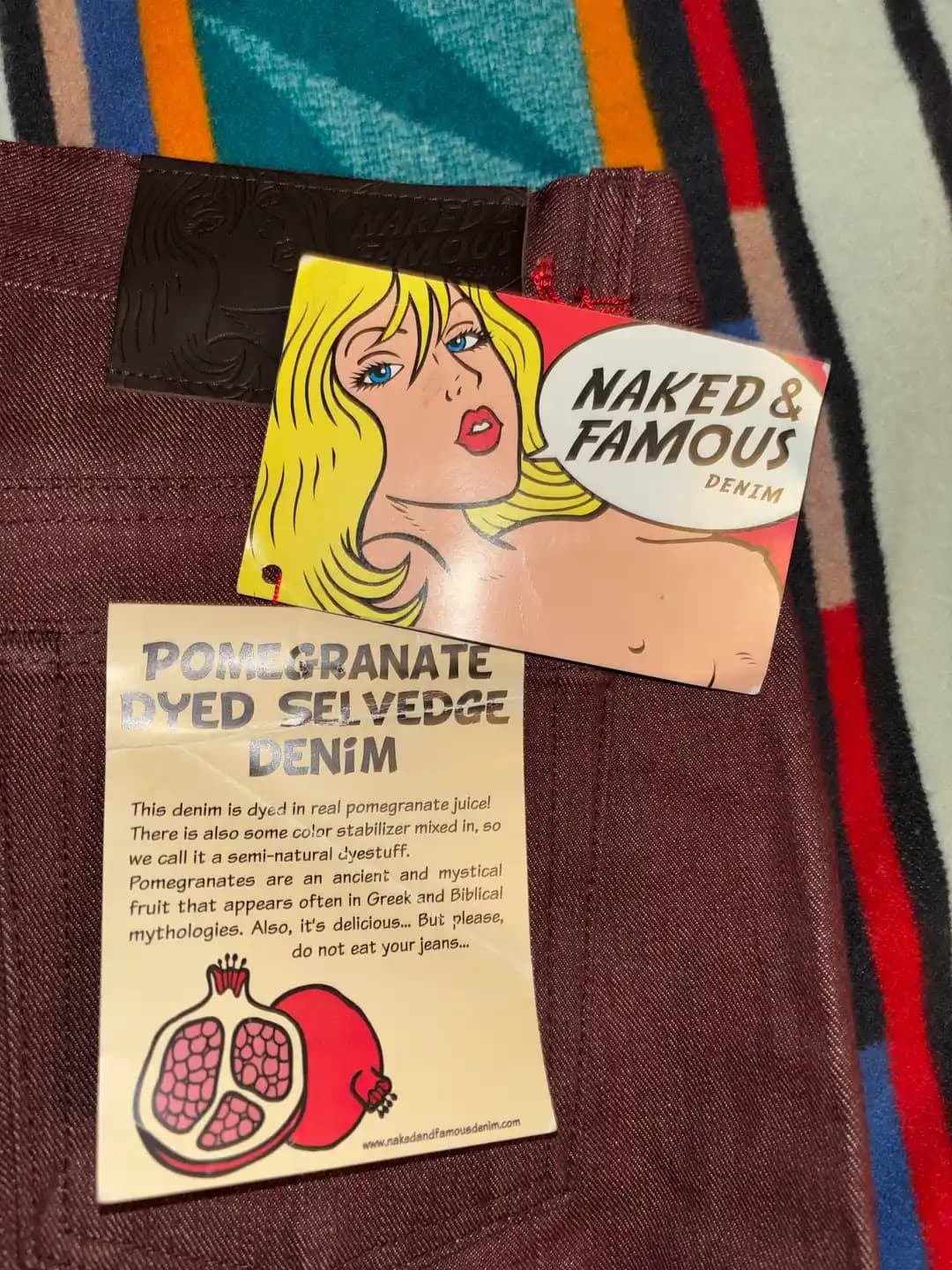 Naked & Famous Denim: Pomegranate Boyama ve Marka Algısının Detaylı İncelemesi
