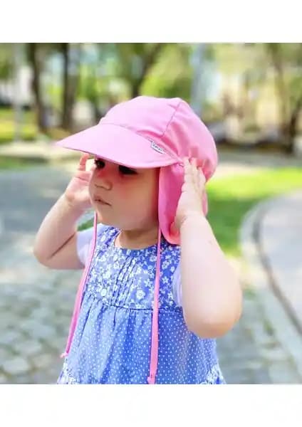 Çocuklar İçin Yorni Ense Korumalı ve Flap Lejyoner Güneş Şapkaları Karşılaştırması