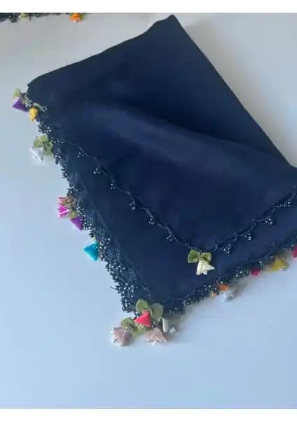 Geleneksel ve Modern Yazma ve Eşarp Ürünlerinin Karşılaştırması ve Özellikleri