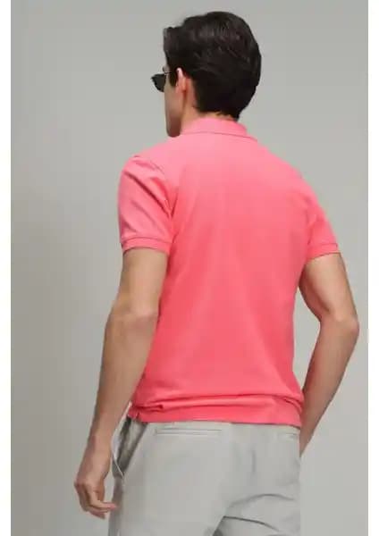 Lufian Laon Spor Polo Yaka ve U.S. Polo Assn. Erkek Tişörtleri Karşılaştırması