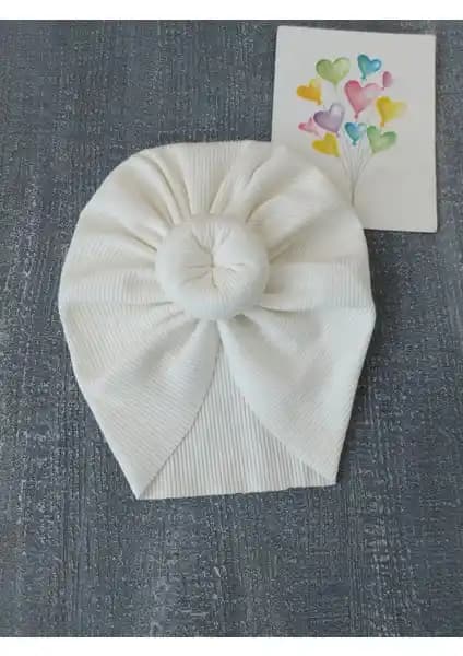 Pempem Bebek Bandana ve Bone Setleri Karşılaştırması: Şıklık ve Konforun En İyi Seçenekleri