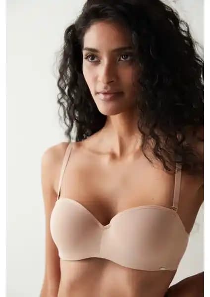 Penti Bej Angelina ve Siyah Dekoltemiz Wow Straplez Push Up Sütyenleri Karşılaştırması