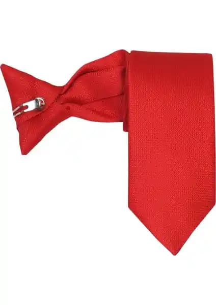 Prokravat Klipsli ve Kuşgözü Fermuarlı Kravatların Karşılaştırması ve Kullanım Özellikleri