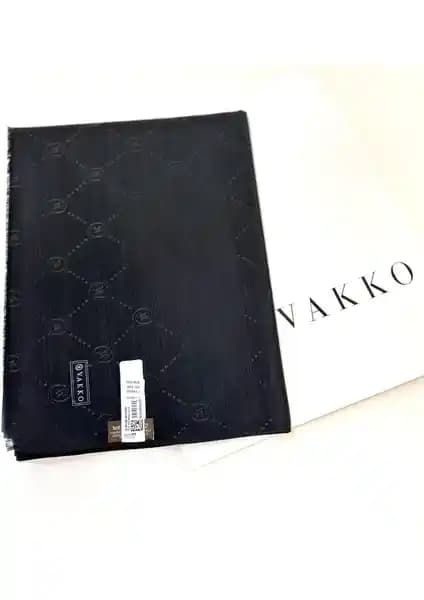 Vakko Kadın Şalı ve Yeni Sezon Şal Karşılaştırması: Tasarım, Malzeme ve Kullanım Özellikleri