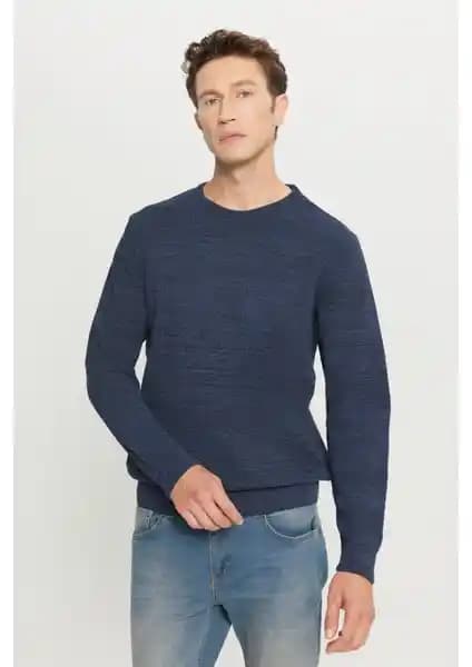 Altınyılz Classics ve DeFacto Erkek Kazakları Karşılaştırması: Stil, Konfor ve Dayanıklılık Analizi