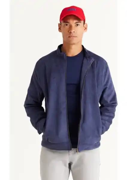 Altınyılz<dı>z Classics Süet Ceket ve AVVA Kaz Tüyü Mont Karşılaştırması