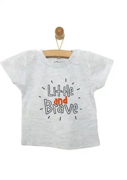 Bebek Erkek Tişörtleri Karşılaştırması: Pamuklu ve Polyester Karışımlı Modeller