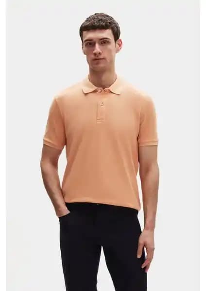 D'S Damat Kayısı Pike Dokulu ve U.S. Polo Assn. Erkek Polo Yaka Tişörtleri Karşılaştırması