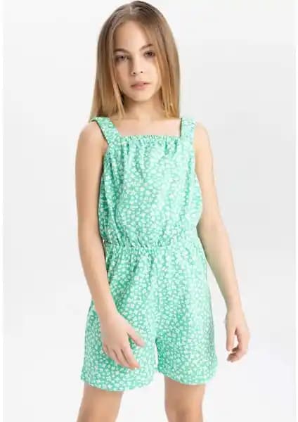 DeFacto Kız Çocuk Giyim Ürünleri Karşılaştırması: Askılı Tulum ve Kolsuz Elbise Özellikleri