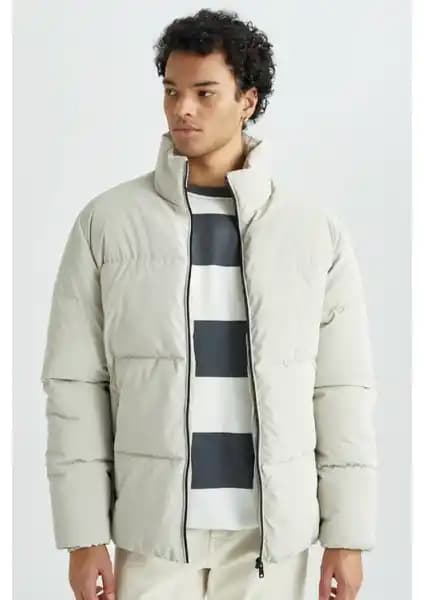 DeFacto Slim Fit Şişme ve Su İtici Mont Karşılaştırması: Özellikler ve Kullanıcı Yorumları