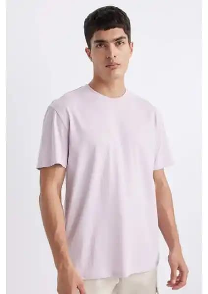 DeFacto Tişörtleri Karşılaştırması: Pamuk Regular Fit ve Slim Fit Modelleri