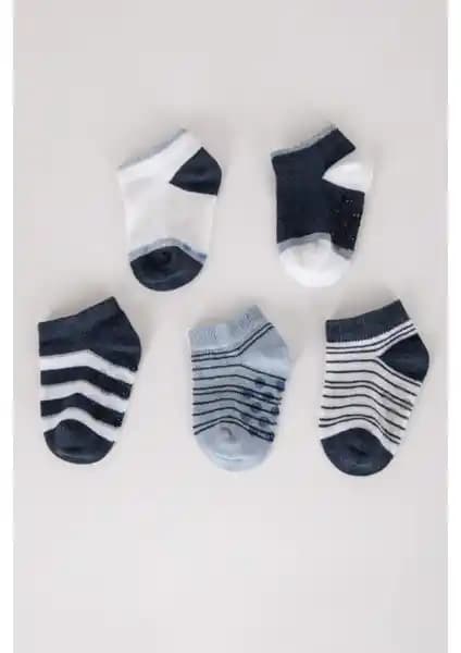 DeFacto ve Koton Bebek Çorapları Karşılaştırması: Özellikler ve Kullanıcı Yorumları